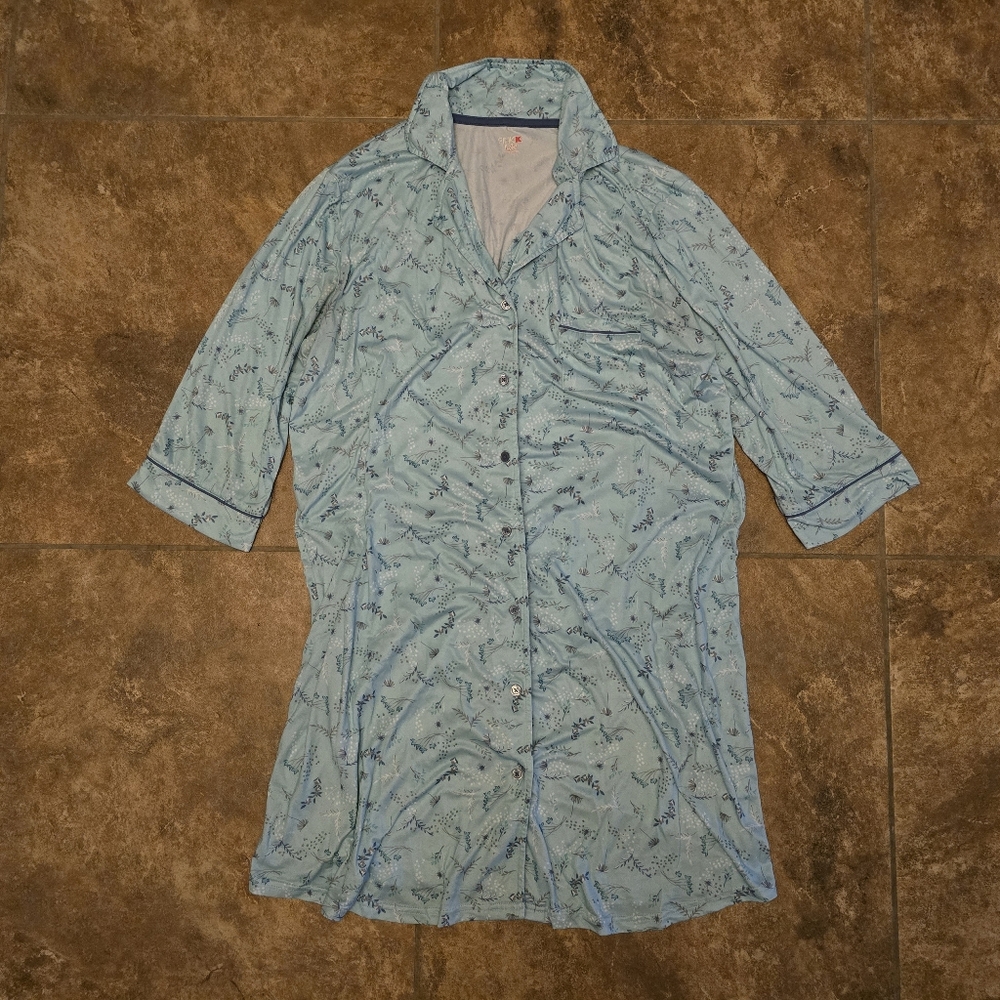 Light Blue Floral | PINK K | Long Sleeve Robe